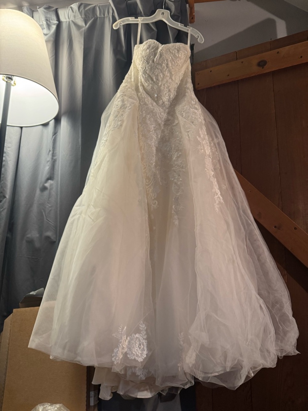 Wedding dress